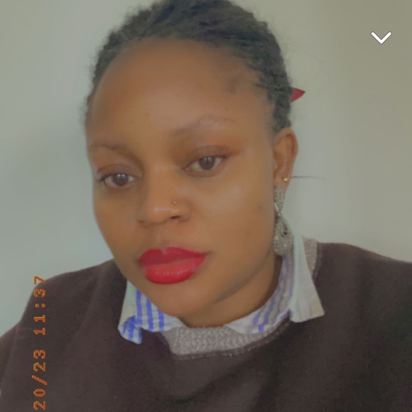 Meet your Posher, Monica - Picture 1 of 1